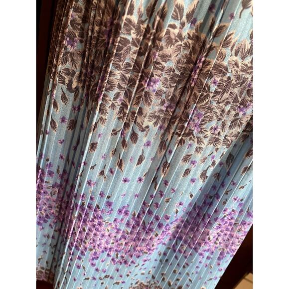 Vintage pleated dress with flowers in blue and purple, size L - Picture 4 of 7
